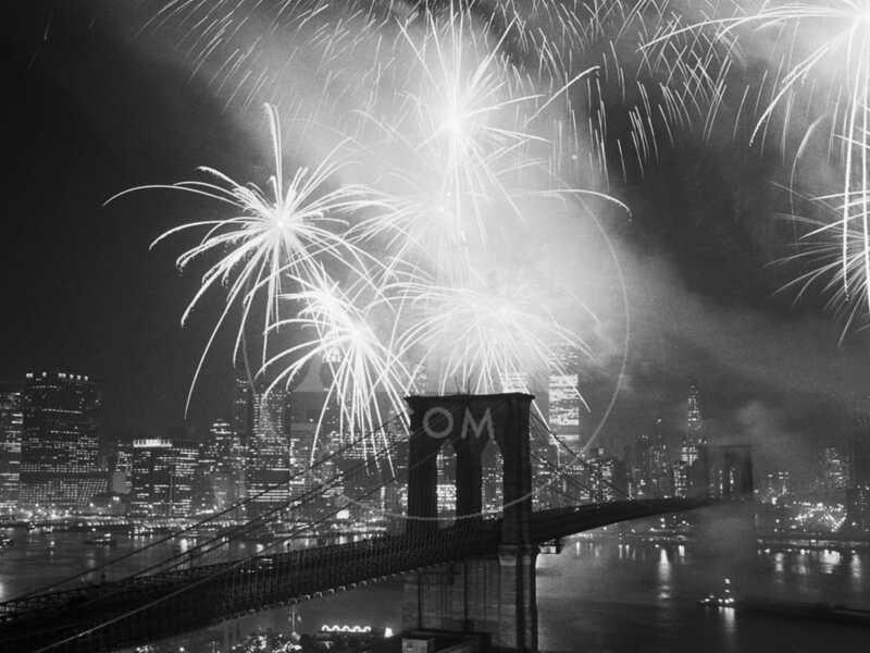 Fireworks over the Brooklyn Bridge