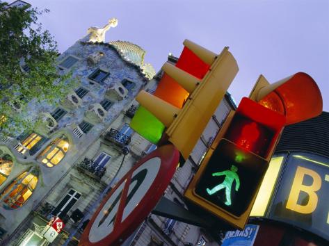 Gaudi Architecture on Gavin Hellier Casa Balli Gaudi Architecture And Street Signs Barcelona