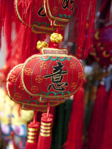 chinese trinkets