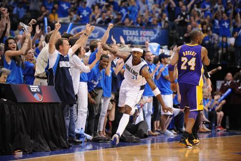 noah-graham-los-angeles-lakers-v-dallas-mavericks-game-four-dallas-tx-may-8-jason-terry_i-G-58-5828-FJPOG00Z.jpg