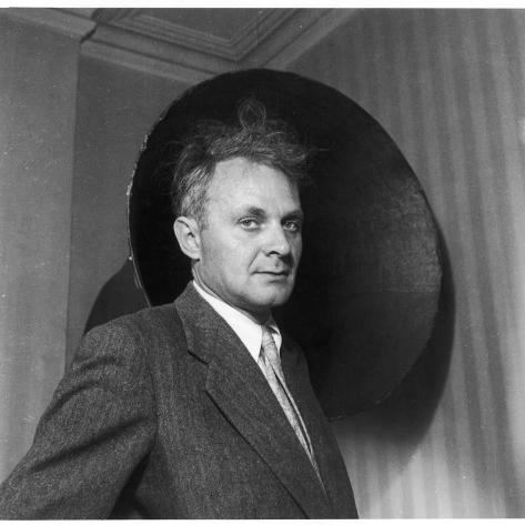 stephen spender 28-02-2012 far far from gusty waves these children’s faces like rootless weeds, the hair torn around their pallor: the poet speaks of a specific slum on behalf of all others, he writes about the children who have nothing to hope for, who live in a slum away from the gusty waves and the fresh breeze of. stephen spender 28-02-2012 far far from gusty waves these children’s faces like rootless weeds, the hair torn around their pallor: the poet speaks of a specific slum on behalf of all others, he writes about the children who have nothing to hope for, who live in a slum away from the gusty waves and the fresh breeze of.