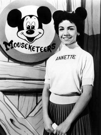 Annette Funicello Nude Pics