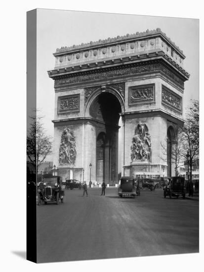 1920s Arc De Triomphe with Cars Paris, France-null-Premier Image Canvas