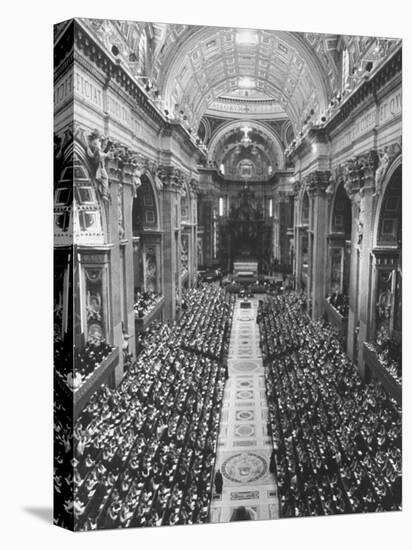 2,300 Prelates Filling the Nave of St. Peter's During the Final Session of the Vatican Council-Carlo Bavagnoli-Premier Image Canvas