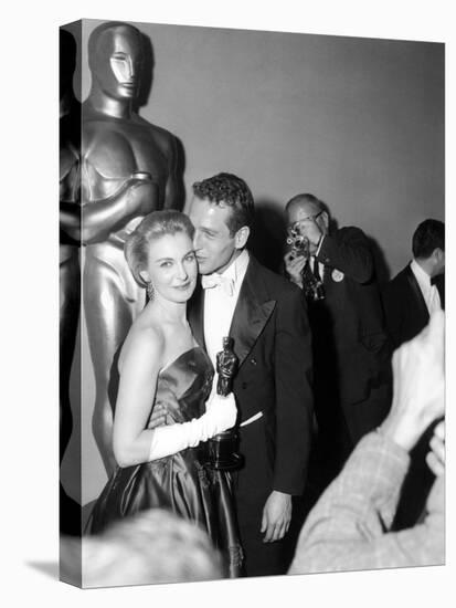 30th Annual Academy Awards, 1957. Joanne Woodward "The Three Faces of Eve" And Paul Newman-null-Premier Image Canvas