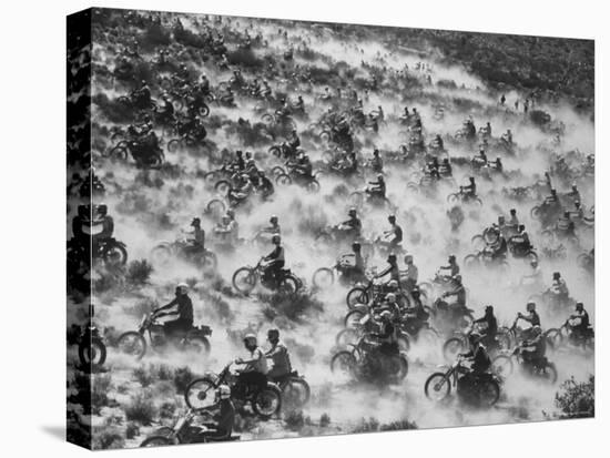 650 Motorcyclists Race Through the Mojave Desert-Bill Eppridge-Premier Image Canvas