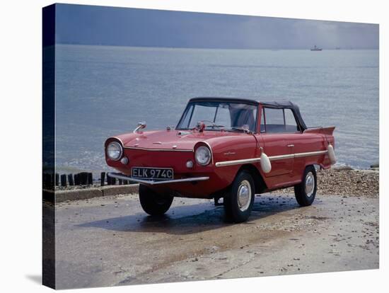 a-1965-amphicar-at-the-water-s-edge_u-l-