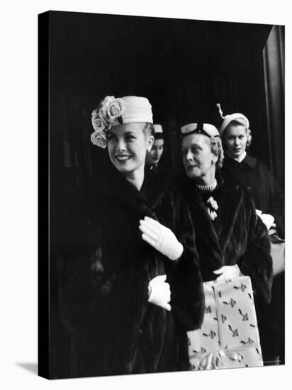 Actress Grace Kelly with Mother, Mrs. John D. Kelly and Sister Before Leaving for Wedding in Monaco-Lisa Larsen-Premier Image Canvas