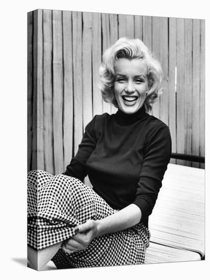 Actress Marilyn Monroe at Home-Alfred Eisenstaedt-Premier Image Canvas