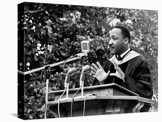 Addressing Tuskegee Graduates-Horace Cort-Premier Image Canvas