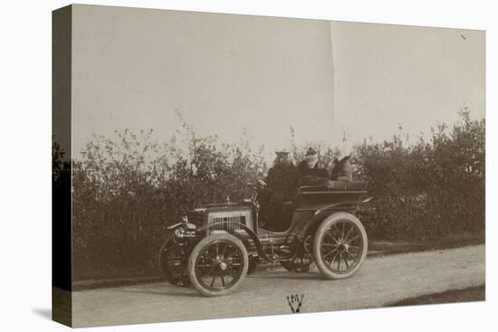 Album photographique : René de Knyff sur sa Panhard-et-Levassor en 1900-null-Premier Image Canvas