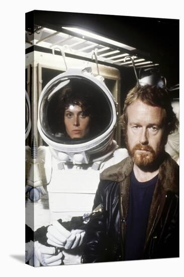 Alien, 1979 directed by Ridley Scott with Ridley Scott with Sigourney Weaver (photo)-null-Stretched Canvas