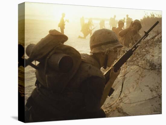 American Soldiers of 7th Marines Landing on the Beaches of Cape Batangan During the Vietnam War-Paul Schutzer-Premier Image Canvas