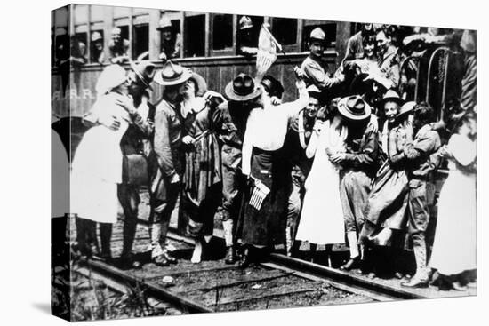 American Soldiers of the 62nd Regiment Kiss the Girls Goodbye as They Leave for Europe, August 1917-American Photographer-Premier Image Canvas