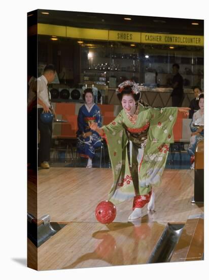 Apprentice Geisha Bowling-Larry Burrows-Premier Image Canvas