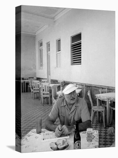 Author Ernest Hemingway in a Local Cafe-Alfred Eisenstaedt-Premier Image Canvas