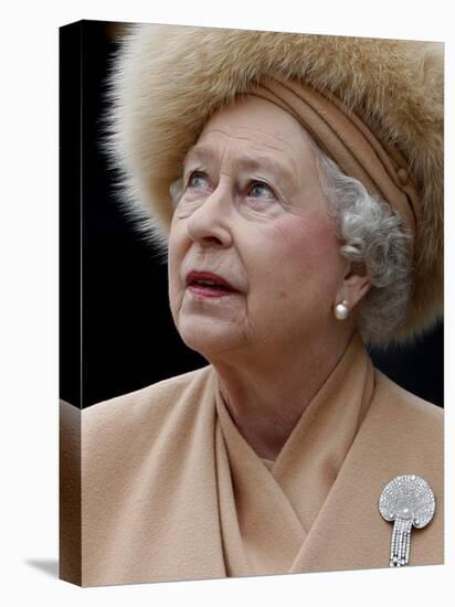 Britain's Queen Elizabeth II Looks Up at the Statue of Her Mother at the Unveiling Ceremony-null-Premier Image Canvas