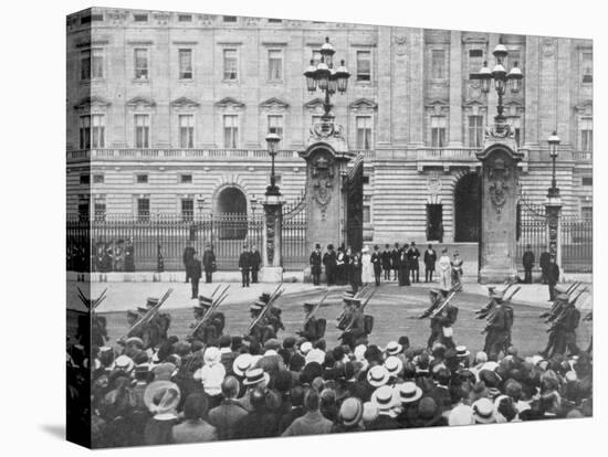 British Soldiers Marching Past Buckingham Palace, London, August 1914-null-Premier Image Canvas