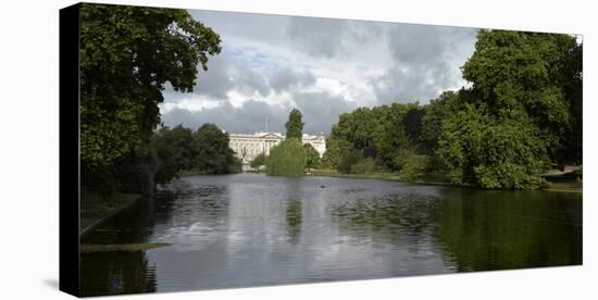 Buckingham Palace, St James Park, London-Richard Bryant-Premier Image Canvas