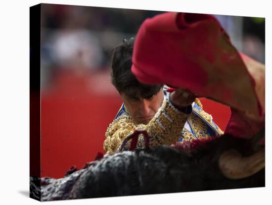 Bullfighte Performs During a Bullfight at the Monumental Bullring in Barcelona-null-Premier Image Canvas