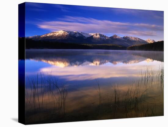 Canada, Alberta, Pyramid Lake in Jasper National Park-Mike Grandmaison-Premier Image Canvas