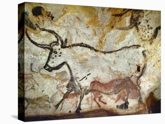 Cave of Lascaux, Great Hall, Left Wall: Second Bull, Below: Kneeling Red Cow, C. 17,000 BC-null-Premier Image Canvas