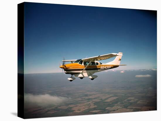 Cessna Superlobe Flying-null-Premier Image Canvas