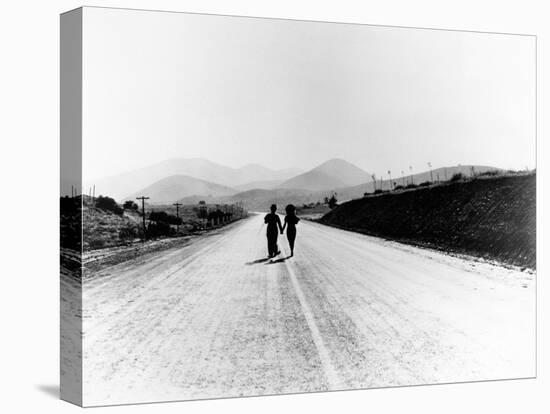 Charlie Chaplin, Paulette Goddard. "The Masses" 1936, "Modern Times" Directed by Charles Chaplin-null-Premier Image Canvas