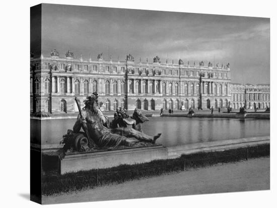 Château De Versailles, France, 1937-Martin Hurlimann-Premier Image Canvas