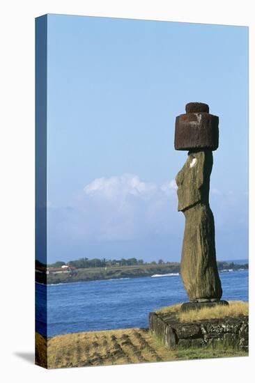 Chile, Easter Island, Rapa-Nui National Park, Ahu Tahai, Moai Ko Te Riku-null-Premier Image Canvas