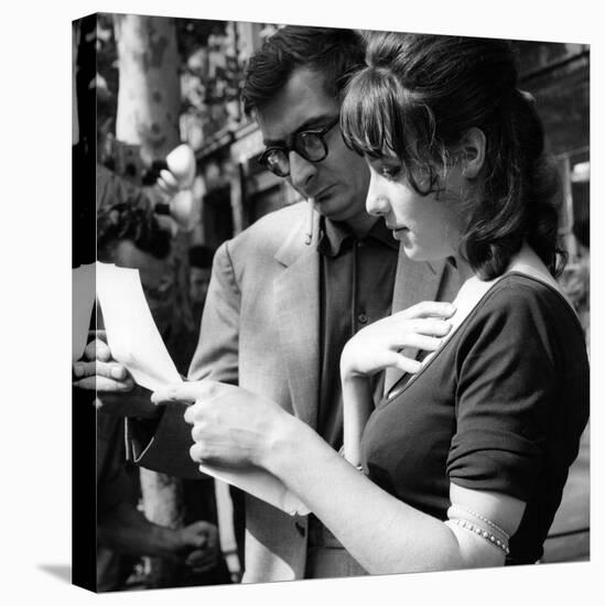 Claude Chabrol and Bernadette Lafont sur le tournage du film Les Godelureaux by ClaudeChabrol, 1961-null-Stretched Canvas