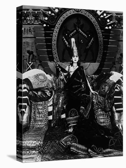 Cleopatra, 1917-null-Premier Image Canvas