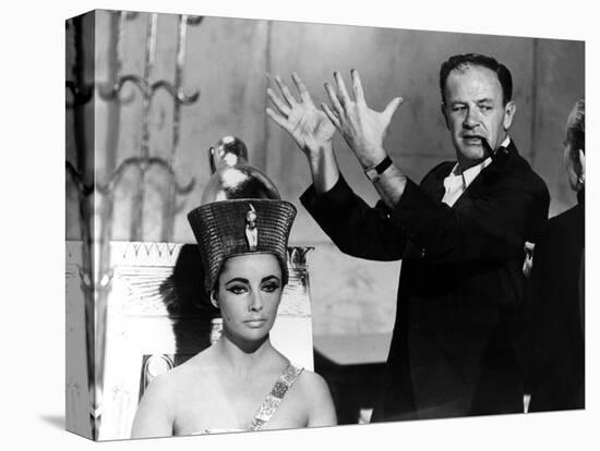 CLEOPATRA, 1963 directed by JOSEPH L. MANKIEWICZ On the set, Joseph L. Mankiewicz and Elizabeth Tay-null-Stretched Canvas