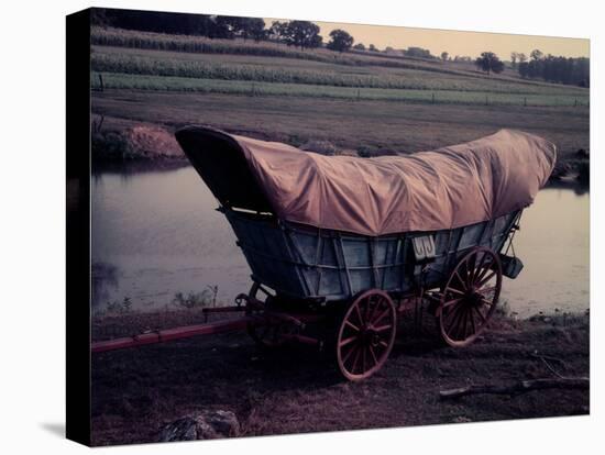 Conestoga Wagon, Type of Wagon Used by Pioneer Settlers in the American West-Gjon Mili-Premier Image Canvas