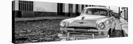 Cuba Fuerte Collection Panoramic BW - Plymouth Classic Car II-Philippe Hugonnard-Premier Image Canvas