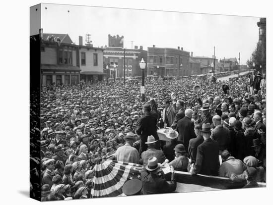 Democratic Presidential Candidate, Franklin Roosevelt, Speaks to Crowd of 10,000, Butte, Montana-null-Stretched Canvas