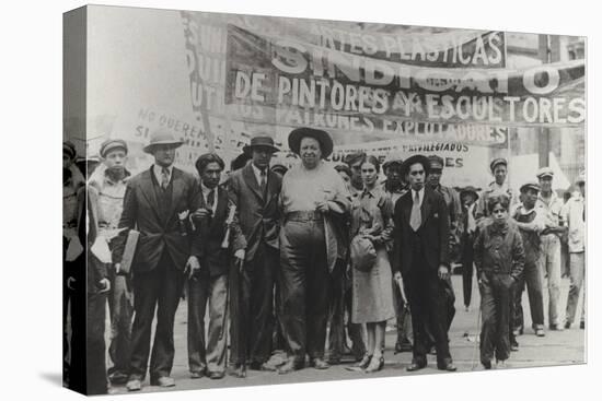 Diego Rivera and Frida Kahlo in the May Day Parade, Mexico City, 1st May 1929-Tina Modotti-Premier Image Canvas