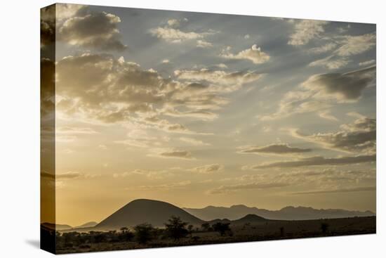 East Kenya, Chyulu Hills, Old Donyo Wuas Lodge, Mbirikani, Sunrise-Alison Jones-Premier Image Canvas