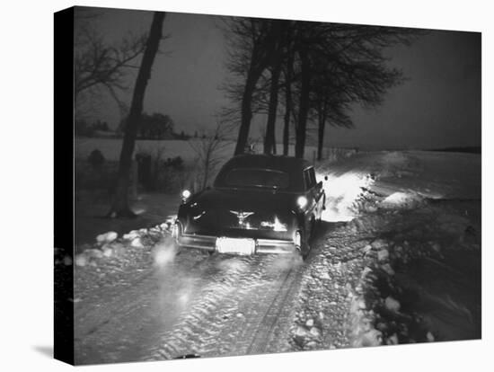 Ex-President Dwight Eisenhower Going Home after President John F. Kennedy's Inauguration Ceremony-Ed Clark-Premier Image Canvas