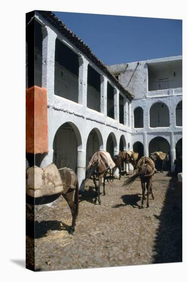 Fondouk, Chefchaouen, Morocco-Vivienne Sharp-Premier Image Canvas