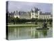 Fontainebleau : Façades donnant sur le grand parterre, avec au centre un bassin ; jardins de Le-null-Premier Image Canvas