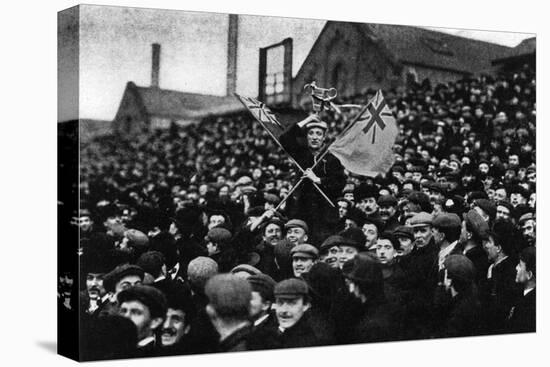 Football: the Cup Tie Crowd at Derby, 1903-null-Premier Image Canvas