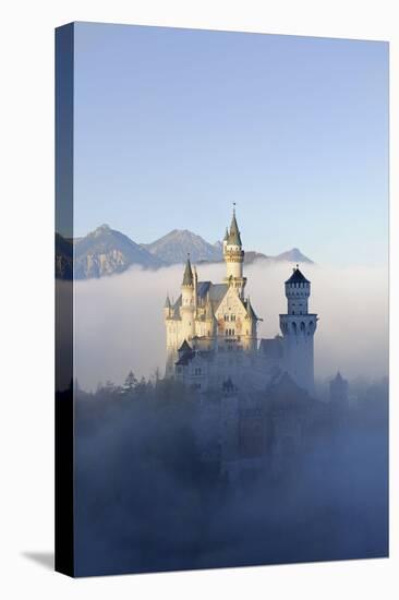 Germany, Bavaria, AllgŠu, Neuschwanstein Castle, Fog-Herbert Kehrer-Premier Image Canvas