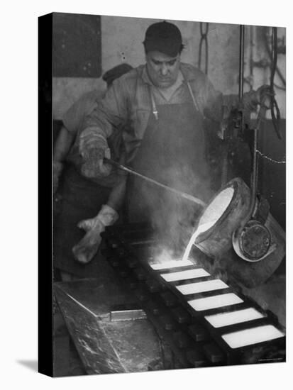 Gold Being Melted and Made Into Gold Bricks at US Mint-Al Fenn-Premier Image Canvas