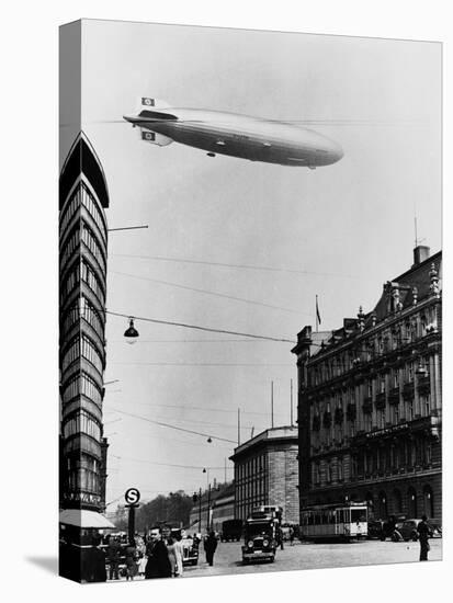 Graf Zeppelin Ii over Berlin-null-Premier Image Canvas