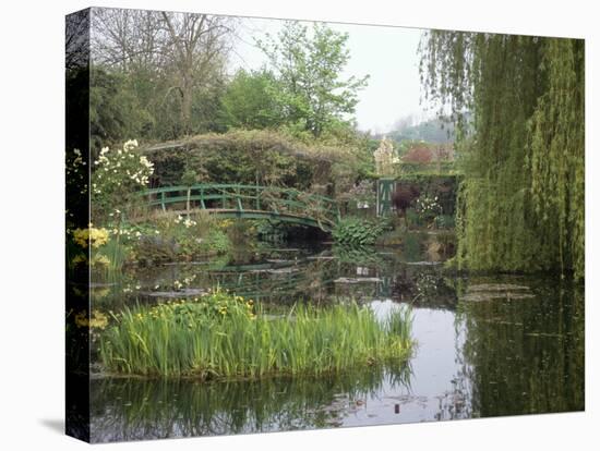 Home and Garden of Claude Monet, Giverny, France-null-Premier Image Canvas