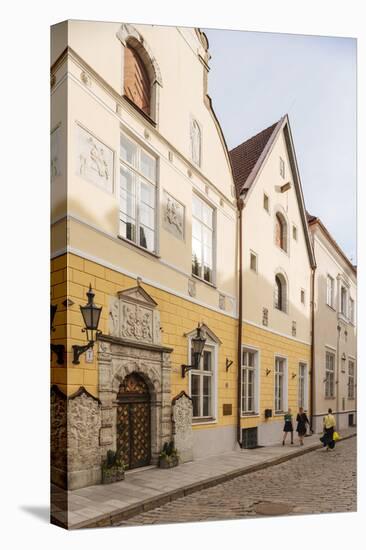 House of the Brotherhood of Black Heads, Old Town, UNESCO World Heritage Site, Tallinn, Estonia, Eu-Ben Pipe-Premier Image Canvas