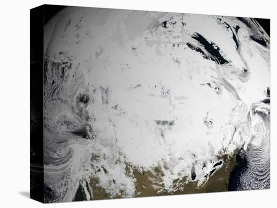 January 2, 2009 - Cloud Simulation of a Single Day Centered over Canada-null-Premier Image Canvas