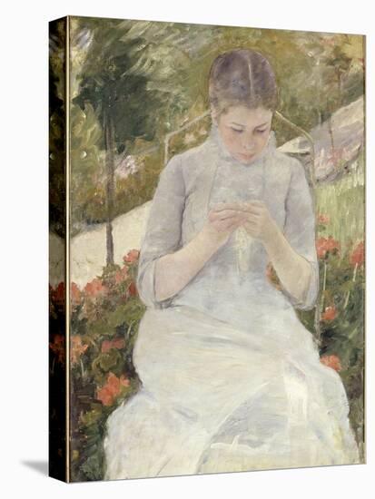 Jeune fille au jardin, dit aussi Femme cousant dans un jardin-Mary Cassatt-Premier Image Canvas