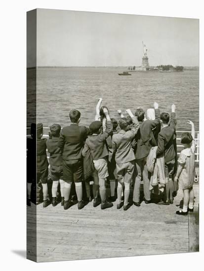 Jewish Refugee Children Waving at the Statue of Liberty from Ocean Liner, 1939-null-Stretched Canvas